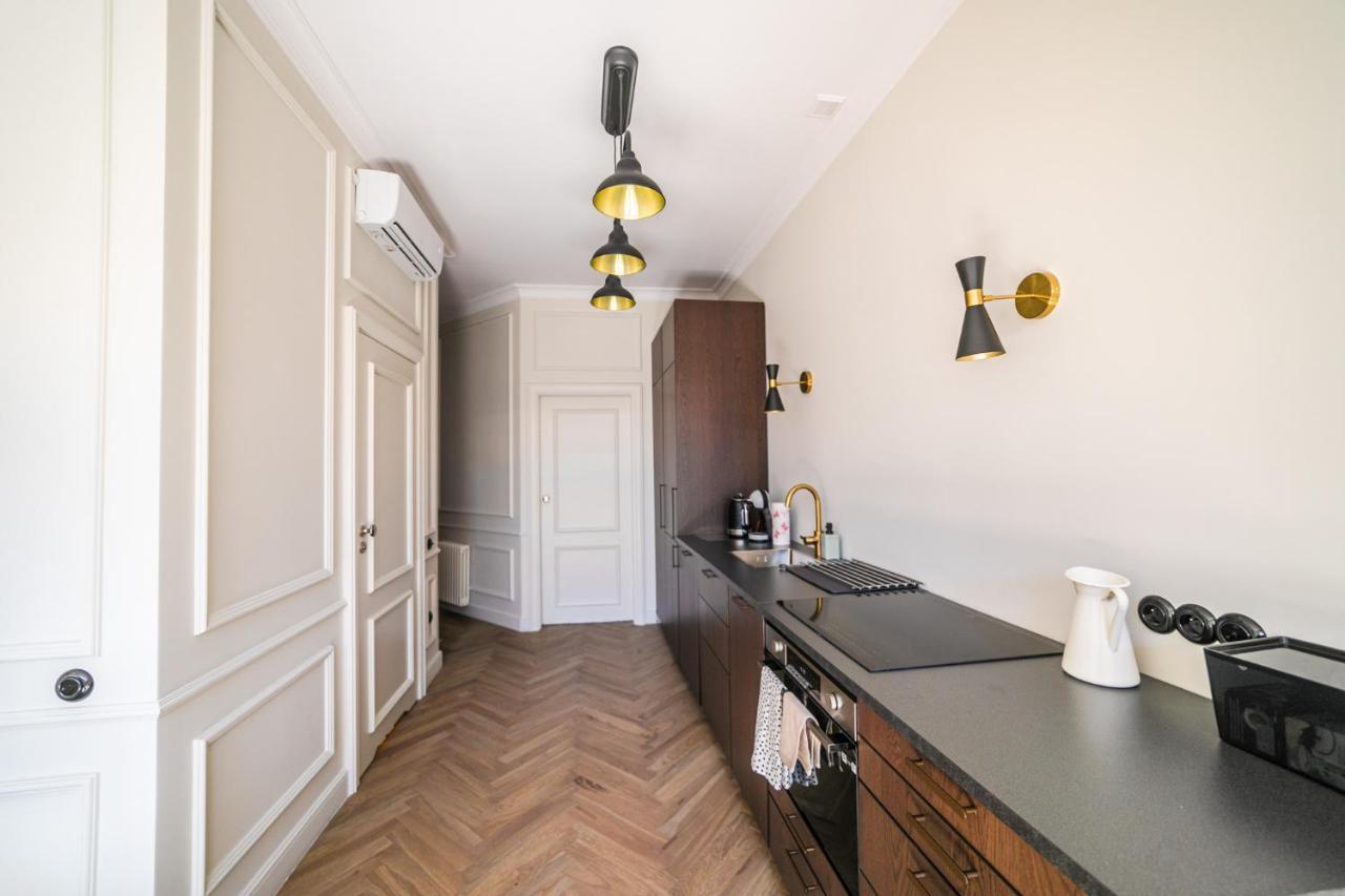 Krolewska Deluxe Comfy Apartment كراكوفيا المظهر الخارجي الصورة