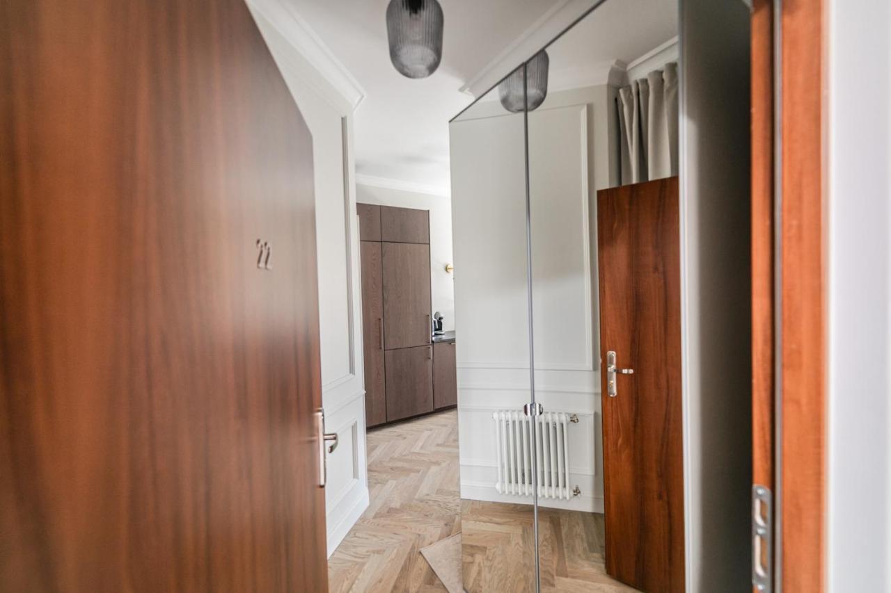 Krolewska Deluxe Comfy Apartment كراكوفيا المظهر الخارجي الصورة